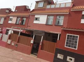 Kiki vivienda Bed & breakfast，位于圣伊西德罗的酒店