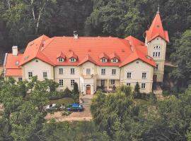 Pałac Kobylin，位于Kobylin的酒店