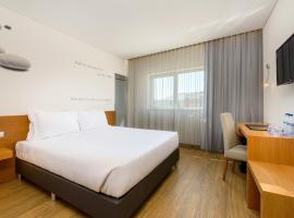 TRYP by Wyndham Leiria，位于莱里亚Dr. Magalhães Pessoa Stadium附近的酒店