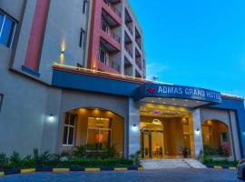 Admas Grand Hotel，位于恩德培的带泳池的酒店
