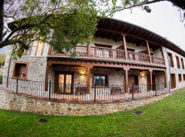 Apartamentos Los Picos de Europa，位于Colio的酒店