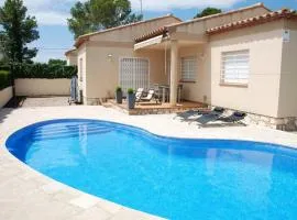 3 bedrooms house at Les Tres Cales 800 m away from the beach with private pool enclosed garden and wifi