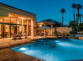 Escape to Luxury at PGA West Permit# 67092，位于拉昆塔的酒店
