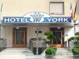 尤克酒店
