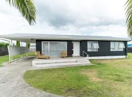 Mount Maunganui House