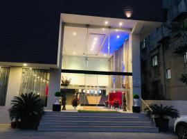 维罗尼卡酒店，位于巴罗达的酒店