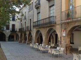 PLAÇA MAJOR 17 2n 1a，位于班约莱斯的酒店