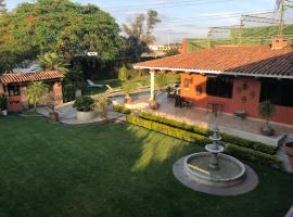 Un oasis de tranquilidad y diversión familiar，位于尧特佩克的酒店