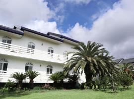 Jeju Resortel，位于济州市的酒店