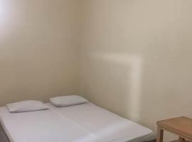 KoolKost Female Syariah near IKIP PGRI (Minimum Stay 3 Nights)，位于坤甸的酒店