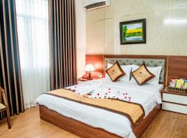 OYO 1143 Thu Giang Hotel，位于河内Cau Giay的酒店