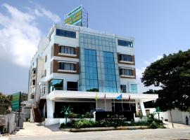 Hotel Vassi Palaze，位于Chengalpattu的酒店