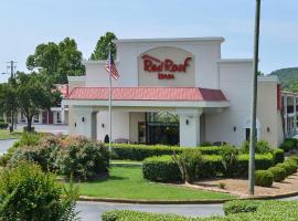 Red Roof Inn Dalton，位于道尔顿的酒店