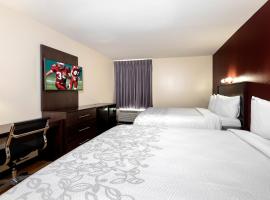 Red Roof Inn PLUS+ Tuscaloosa - University，位于塔斯卡卢萨Tuscaloosa Regional Airport - TCL附近的酒店