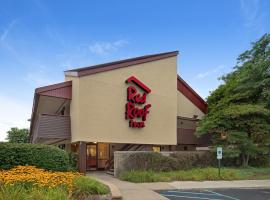 Red Roof Inn Detroit-Rochester Hills/ Auburn Hills，位于罗切斯特山的汽车旅馆