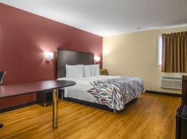 Red Roof Inn Perrysburg，位于佩里斯堡的酒店
