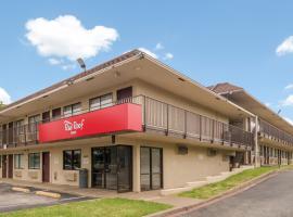 Red Roof Inn Fort Worth South，位于沃思堡的酒店