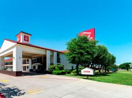 Red Roof Inn Dallas - Mesquite Fair Park NE，位于梅斯基特的酒店