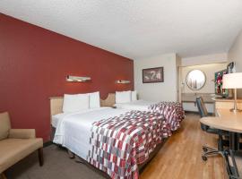 Red Roof Inn Detroit - Dearborn-Greenfield Village，位于迪尔伯恩的酒店