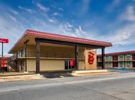 Red Roof Inn Fort Smith Downtown