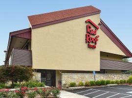 Red Roof Inn Cleveland - Mentor/ Willoughby，位于威洛比的酒店