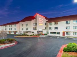 Red Roof Inn PLUS+ El Paso East，位于埃尔帕索的酒店