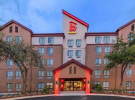 Red Roof Inn PLUS+ Jacksonville – Southpoint，位于杰克逊维尔南区-巴特勒大道的酒店