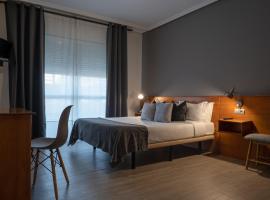Hotel Carlos 96，位于梅利德的酒店