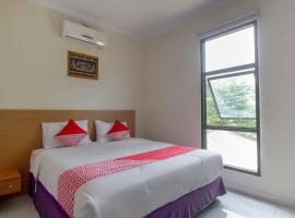 Capital O 3436 Hotel Kahai Beach Resort，位于Batubalak的酒店