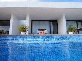 Blue Suites Hanamuro on the beach，位于座间味村的酒店
