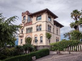Villa della Giovanna by VacaVilla，位于布亚的酒店