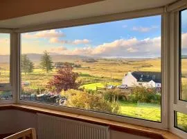 Blacksmith holiday cottage near Portree in central Skye