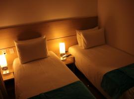 Hotel Franco，位于Dionísio Cerqueira的酒店