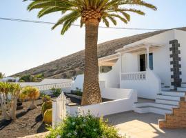 VILLA PALMA LANZAROTE，位于蒂亚斯的酒店