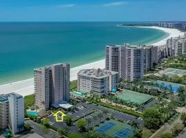 Beachfront 2 Bed at Popular Seawinds!!!