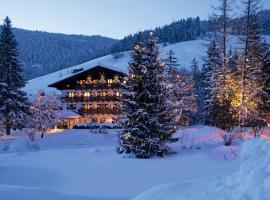 House of Hütter - Wachtelhof & SPA，位于玛丽亚阿尔姆的酒店