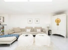 Cotswolds Lodge in Minster Lovell