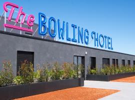 The Bowling Hotel，位于Grens的酒店