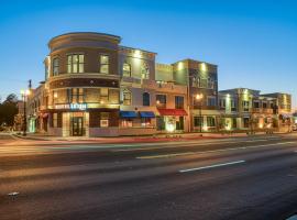 Hotel Lexen Newhall & Santa Clarita - Near Six Flags Magic Mountain，位于圣塔克拉瑞塔的酒店