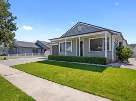 Sky Blue Retreat - Waihi Beach Holiday Home