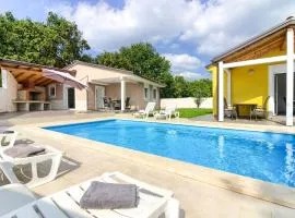 Beatiful families oriented villa Trusina with pool immersed in the nature near the town