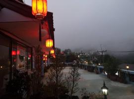 梅萨隆别墅度假村，位于梅萨隆的酒店