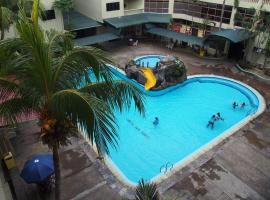 Pangkor Coral Bay Resort(2 bedrooms)，位于邦咯的带泳池的酒店
