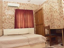 A&U Hotel and Suite，位于Alasia的酒店