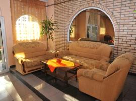 Centrobiznis 92 Hotel，位于Vinica的酒店