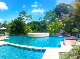 AXKAN PALENQUE, ALBERCAS, GASTRONOMIA MAR y TIERRA & TRAVEL AGENCY，位于帕伦克的酒店