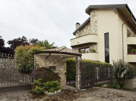 ILLUVIA affitto camere，位于科尔纳雷多的酒店