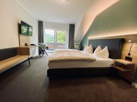 Hotel & Restaurant Kronenhof am Weser-Radweg，位于Oedelsheim的酒店