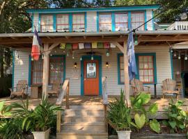 蓝月亮旅馆，位于拉斐特Children s Museum of Acadiana附近的酒店