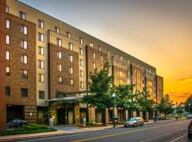 Lafayette Park Hotel and Suites，位于特伦顿的酒店